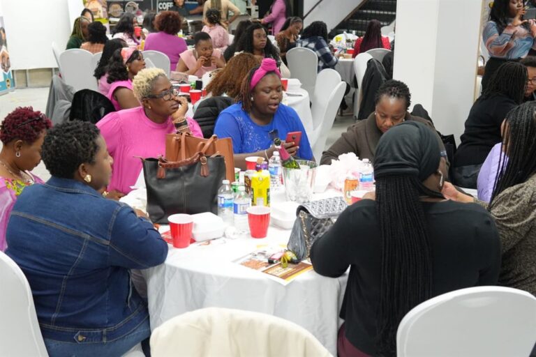 Mass Image Compressor Compressed this image. https://sourceforge.net/projects/icompress/ with Quality:80